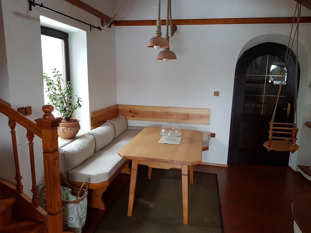 Bed and Breakfast Pr'Simi Golnik Exterior foto