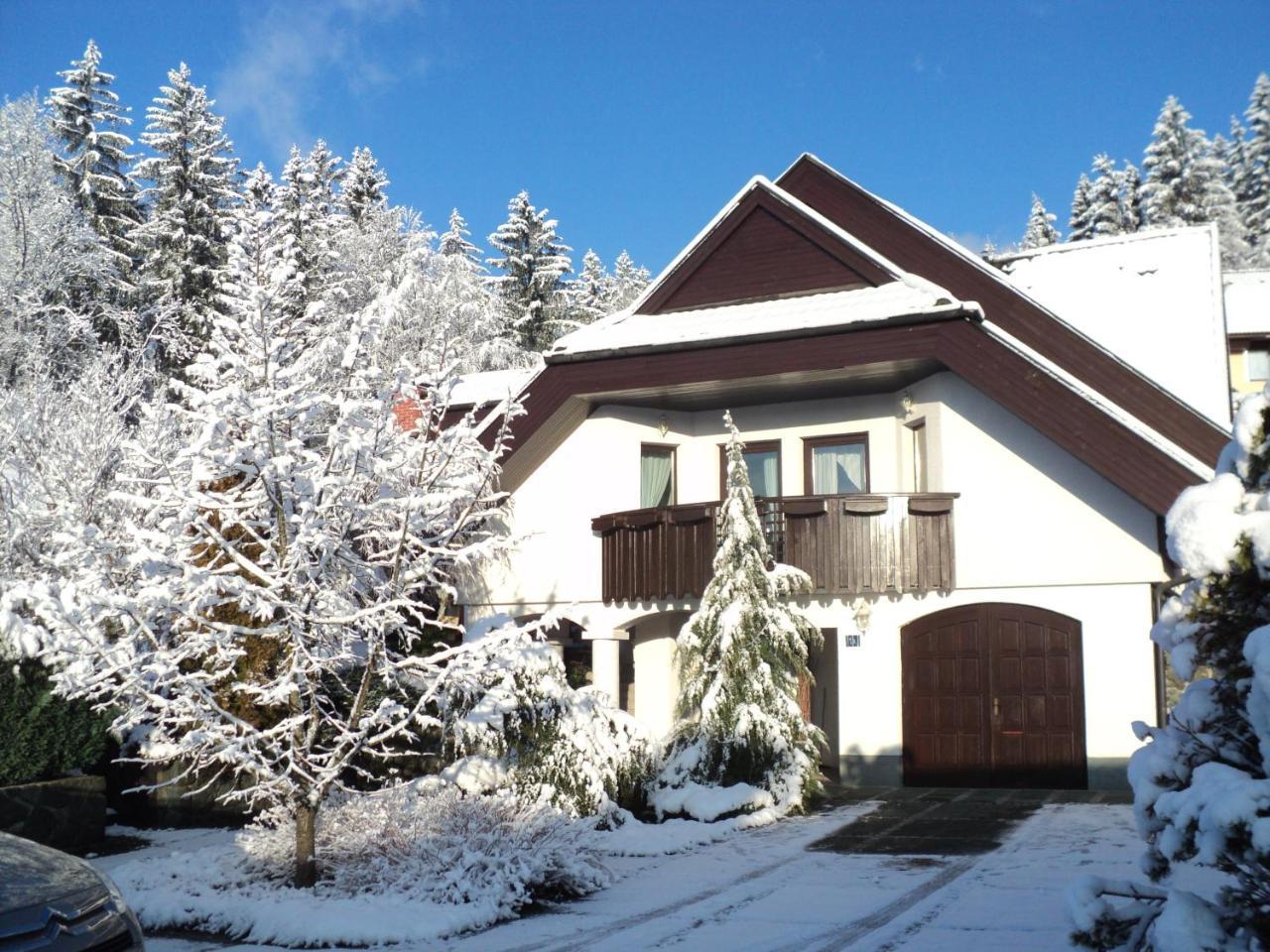 Bed and Breakfast Pr'Simi Golnik Exterior foto